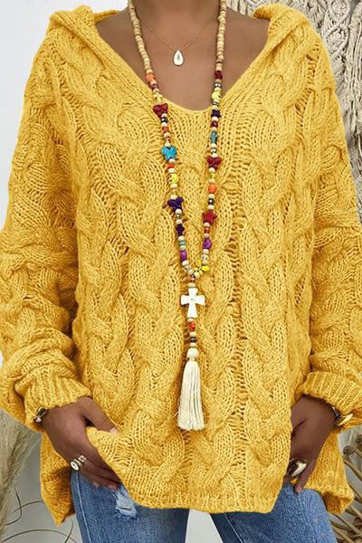 Sweaters made of soft cable knit with hood for women