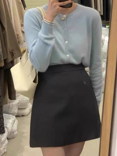 Part jacket with a circular neckline and two -tone layer cut