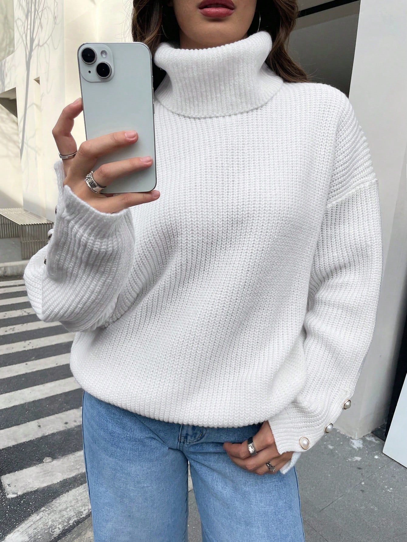 Sweater with turtleneck made of soft rope for cold days