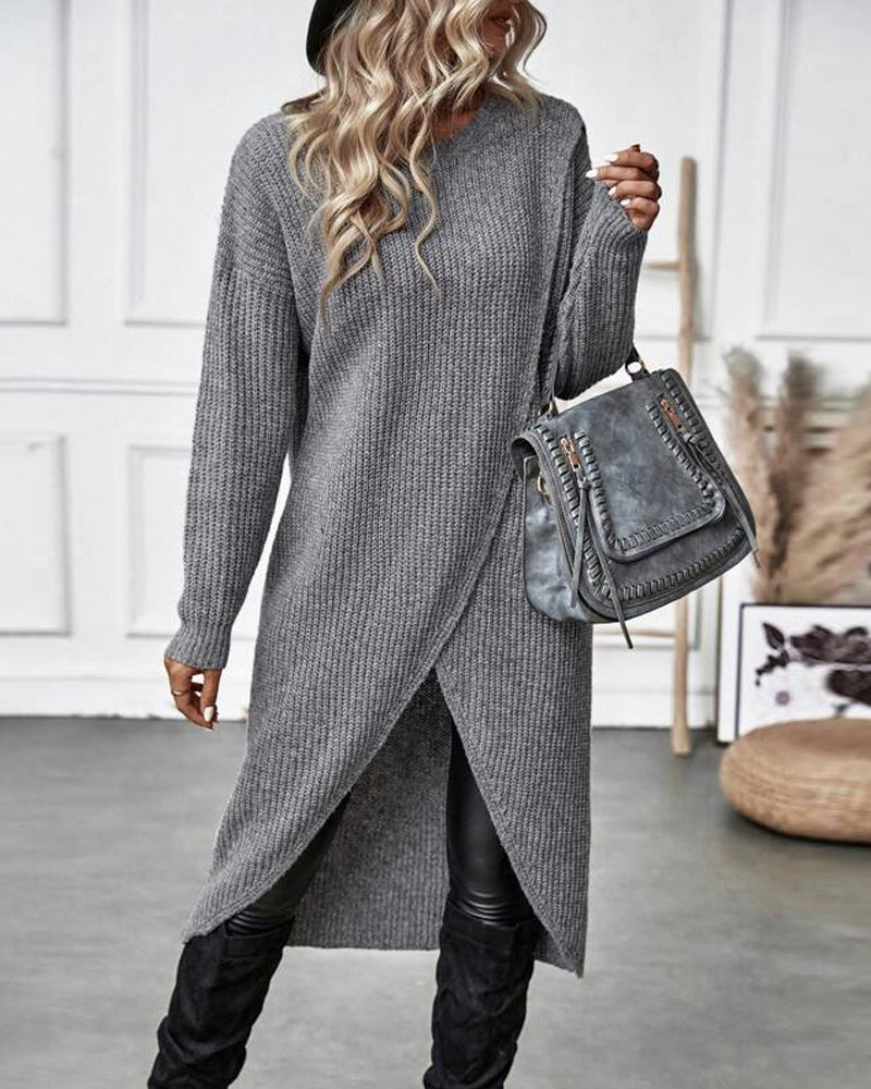 Women's sweater with wrapping room: stylish, warm and contemporary