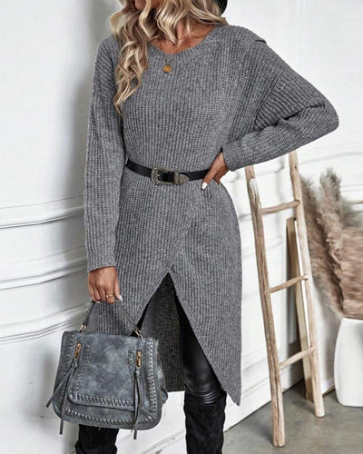 Women's sweater with wrapping room: stylish, warm and contemporary