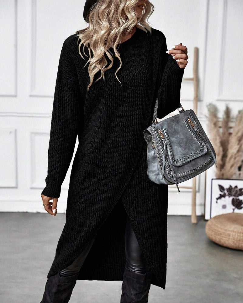Women's sweater with wrapping room: stylish, warm and contemporary