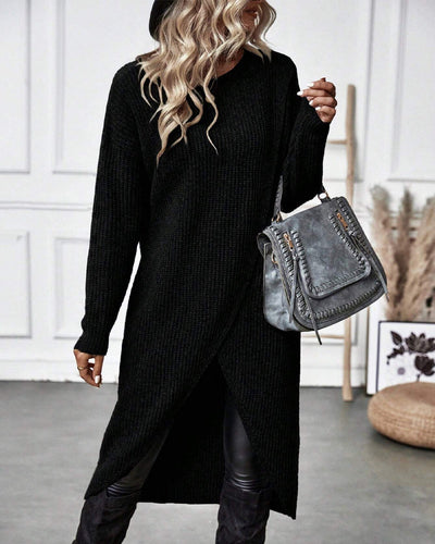 Women's sweater with wrapping room: stylish, warm and contemporary