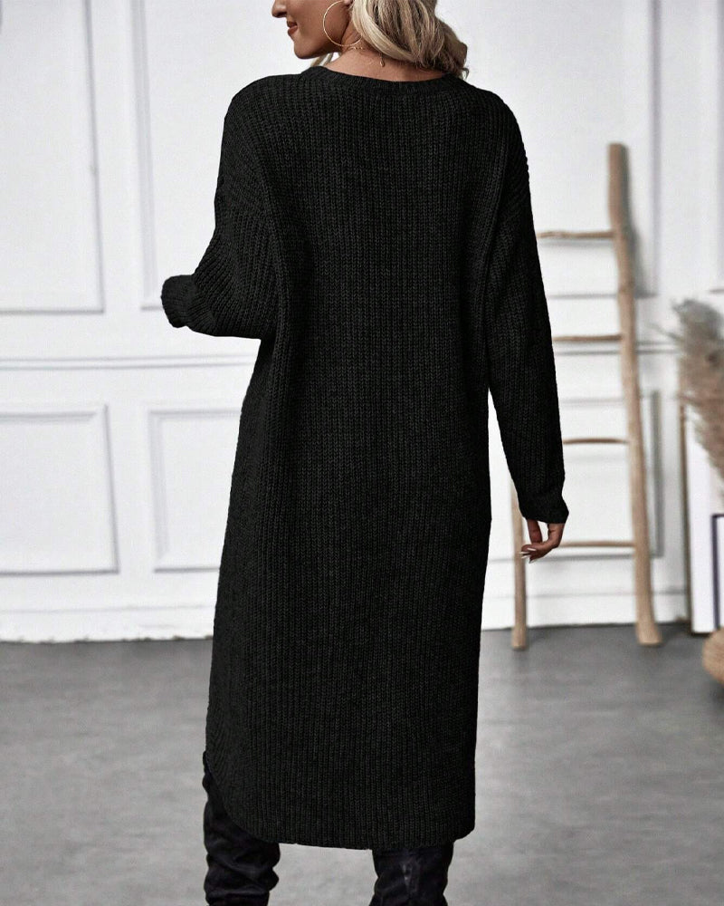 Women's sweater with wrapping room: stylish, warm and contemporary