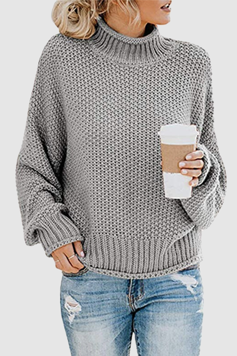 Classic patchwork sweater with elegant collar for winter