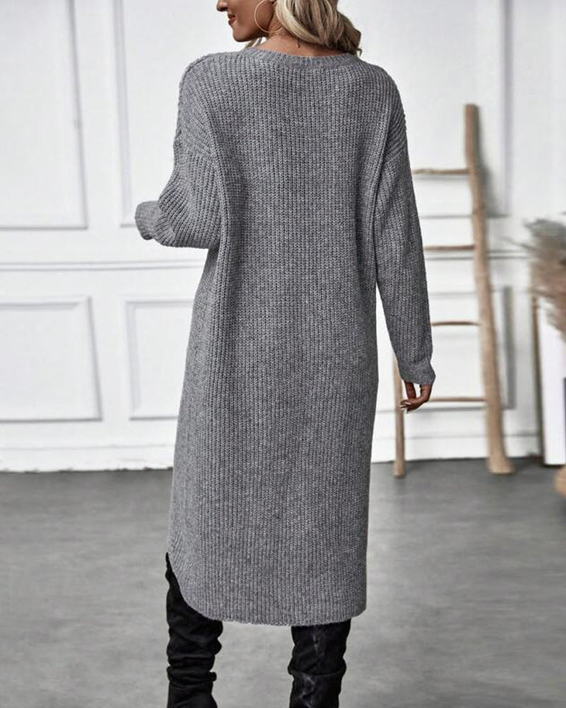 Women's sweater with wrapping room: stylish, warm and contemporary