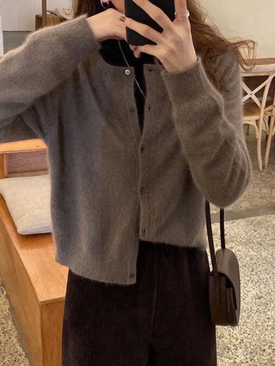 Part jacket with a circular neckline and two -tone layer cut