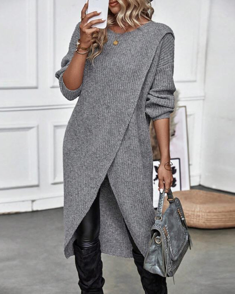 Women's sweater with wrapping room: stylish, warm and contemporary