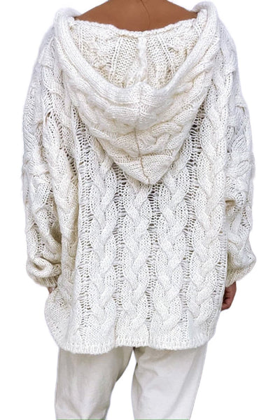 Sweaters made of soft cable knit with hood for women