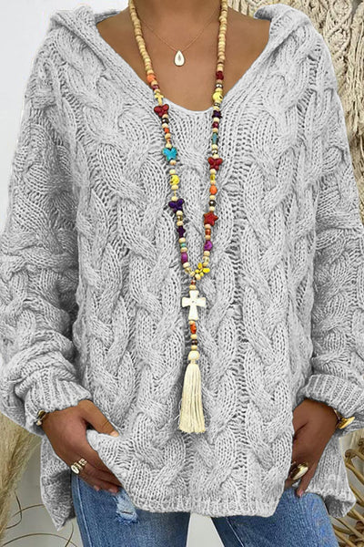 Sweaters made of soft cable knit with hood for women