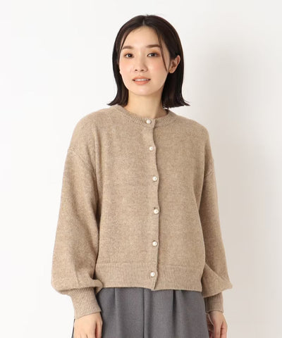 Fashionable all-rounder knitted jacket for cozy elegance