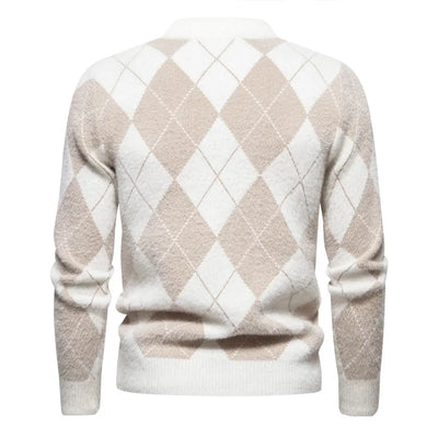 Men’s Argyle Sweater - Crew Neck - Knitted - Long Sleeve - Classic Pattern