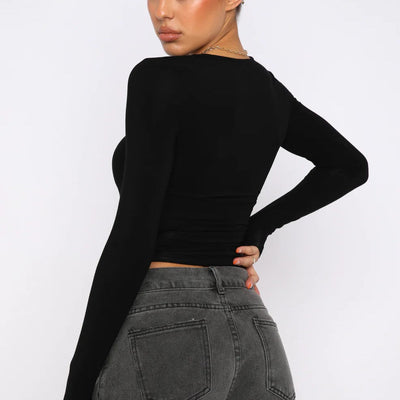 Tops long -sleeved and stylish for women with a figure -hugging cut
