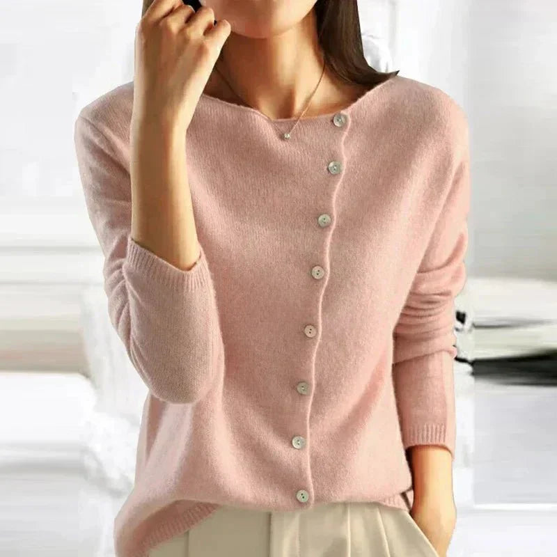 Iya | Chic Button Top