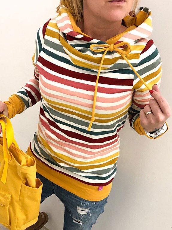 Long-sleeved sweatshirt for cold winter days