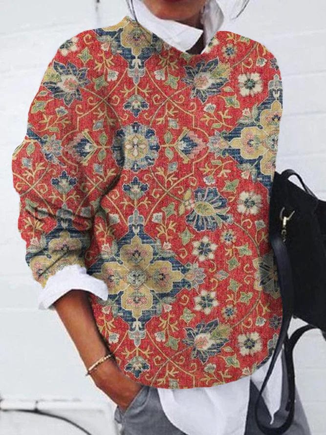 Chic sweater with patterns for women