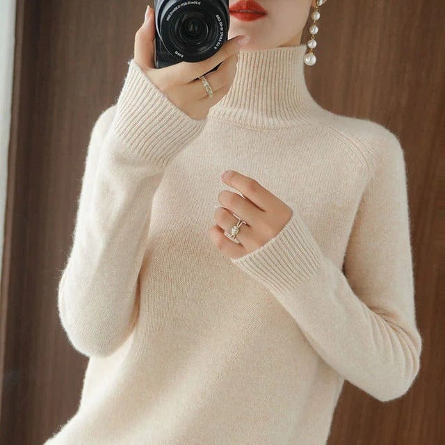 Women's turtleneck - warm & stylish for winter