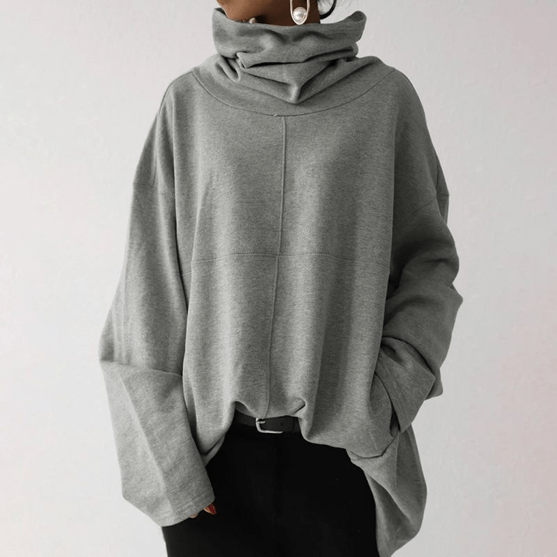 Sweater in fashionable oversize for an elegant look for women