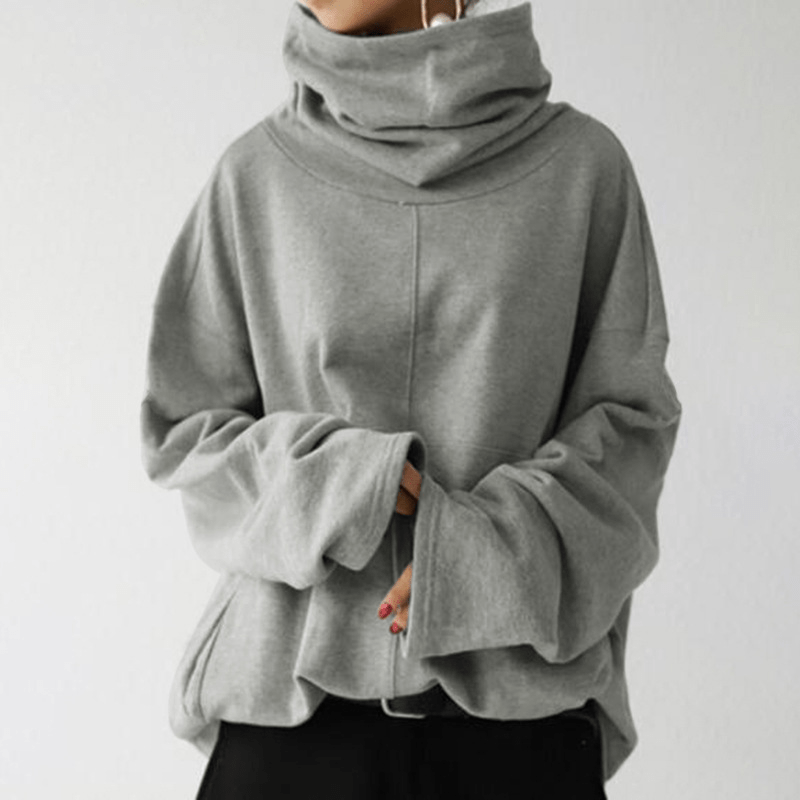 Sweater in fashionable oversize for an elegant look for women