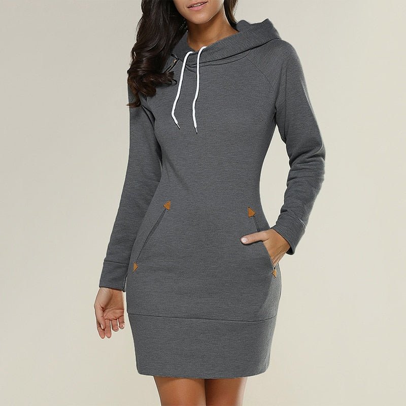 A casual hooded dress knee -length