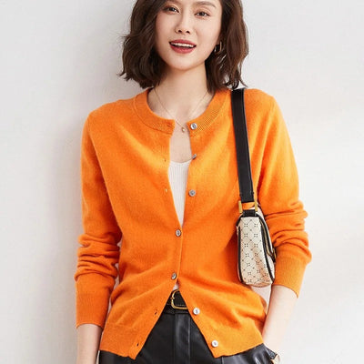 Knitted sweater with neckline