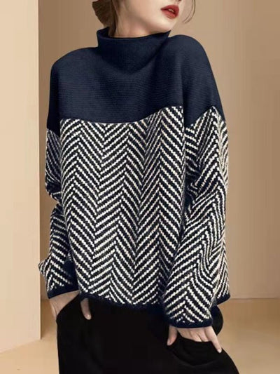 Cuddly sweater with turtleneck and knitting design for women