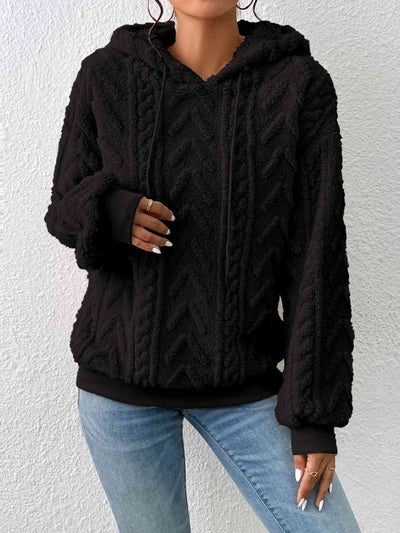 Sweaters with a cord and long arm in a two -tone design for women