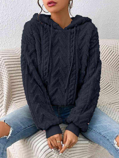 Sweaters with a cord and long arm in a two -tone design for women