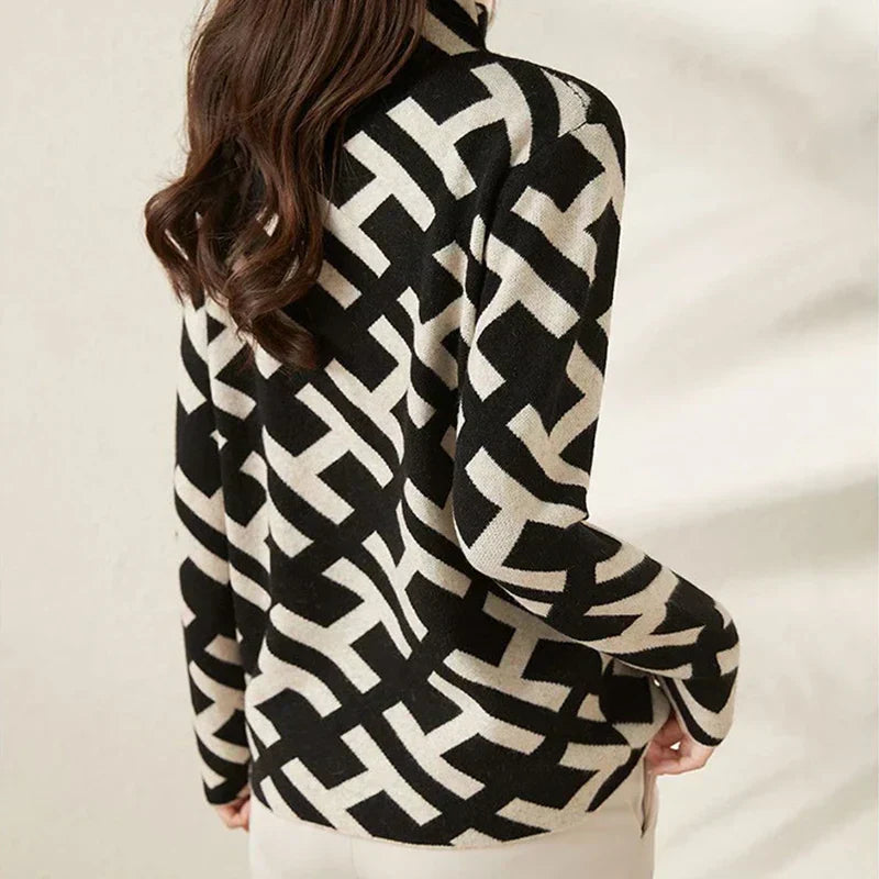 Knitting sweaters with stylish details and fashionable two-color design for women