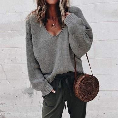 Sweatshirt with a loose V-neck for a casual look for women